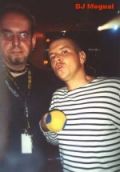 N#:48015 - Karl & Moguai