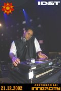 DJ Benjamin Bates in the mix im KGB Klub - Floor der ICPR 2002